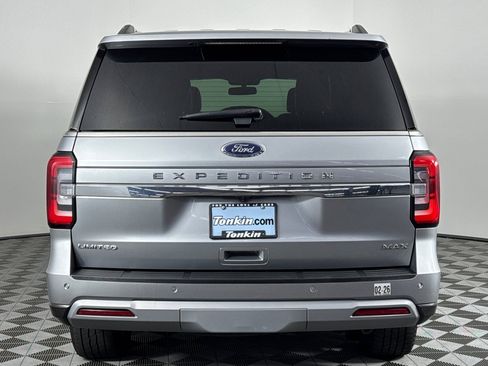 Used 2022 Ford Expedition Max Limited image 6