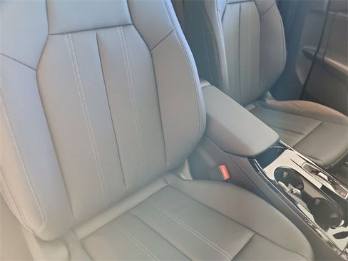 New 2025 Audi Q6 e-tron Premium Plus image 19