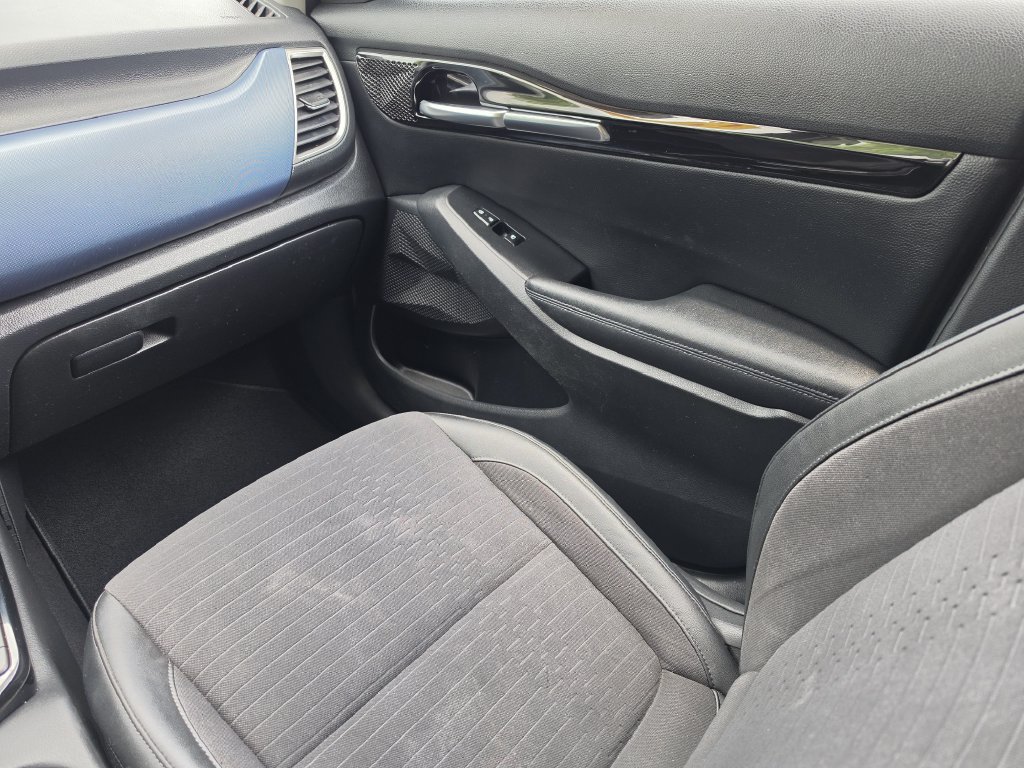 Used 2022 Kia Seltos S FWD image 14
