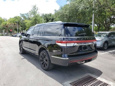 Certified 2024 Lincoln Navigator L Reserve AWD/4WD image 3