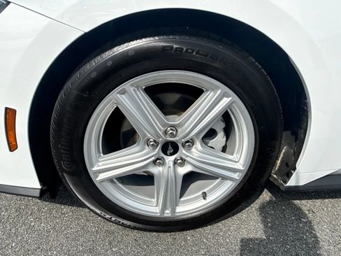 Used 2026 Ford Mustang Premium RWD image 9