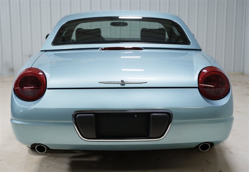 Used 2002 Ford Thunderbird RWD image 8