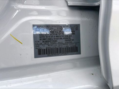 New 2026 Nissan Sentra SR w/ Floor Mat Package FWD image 14