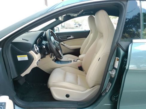Used 2014 Mercedes-Benz CLA 250 image 13