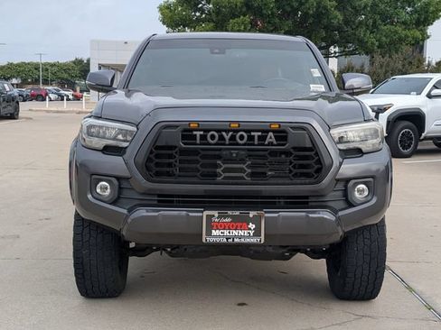 Used 2020 Toyota Tacoma Limited AWD/4WD image 7
