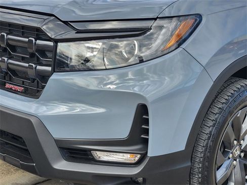 Certified 2025 Honda Ridgeline Sport image 23