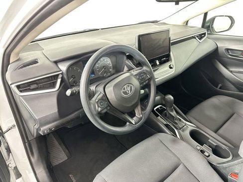 Used 2024 Toyota Corolla LE image 17