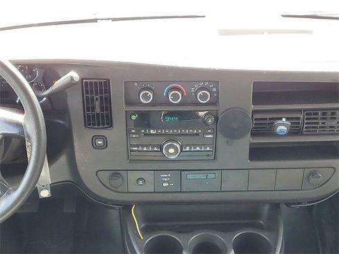 Used 2008 GMC Savana 3500 image 24