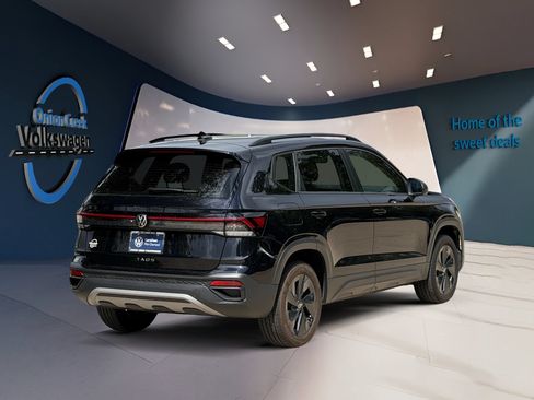 Certified 2025 Volkswagen Taos S FWD image 8