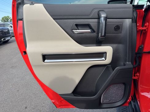 New 2026 GMC Hummer EV SUV image 29