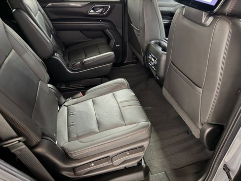 Used 2022 Chevrolet Tahoe RST w/ Luxury Package RWD image 44
