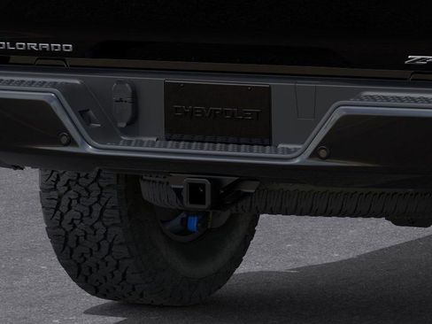 New 2026 Chevrolet Colorado ZR2 w/ Technology Package AWD/4WD image 14