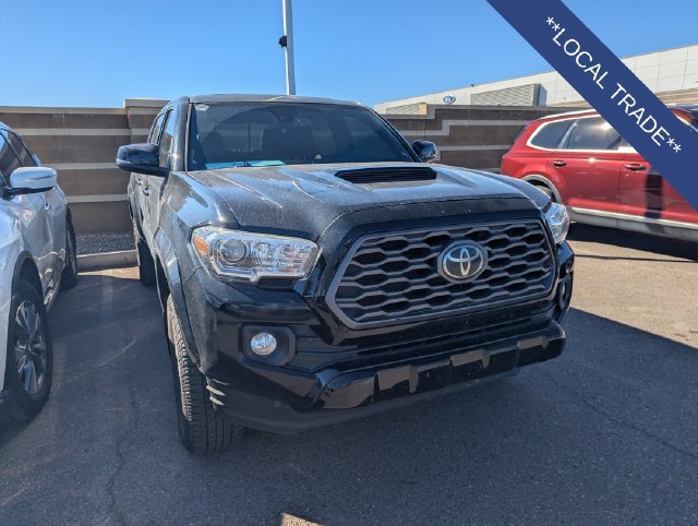 Used 2021 Toyota Tacoma TRD Sport w/ Technology Package RWD image 2