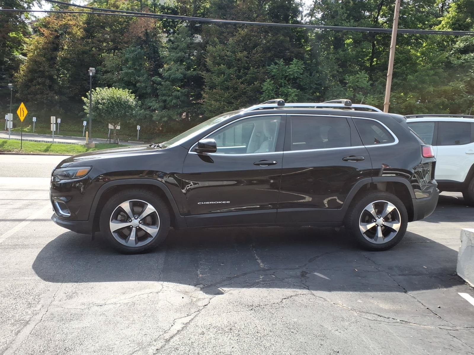 Certified 2019 Jeep Cherokee Limited FWD image 8