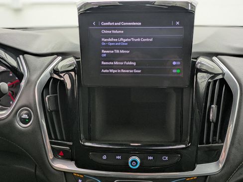 Used 2023 Chevrolet Traverse Premier w/ Redline Edition image 13