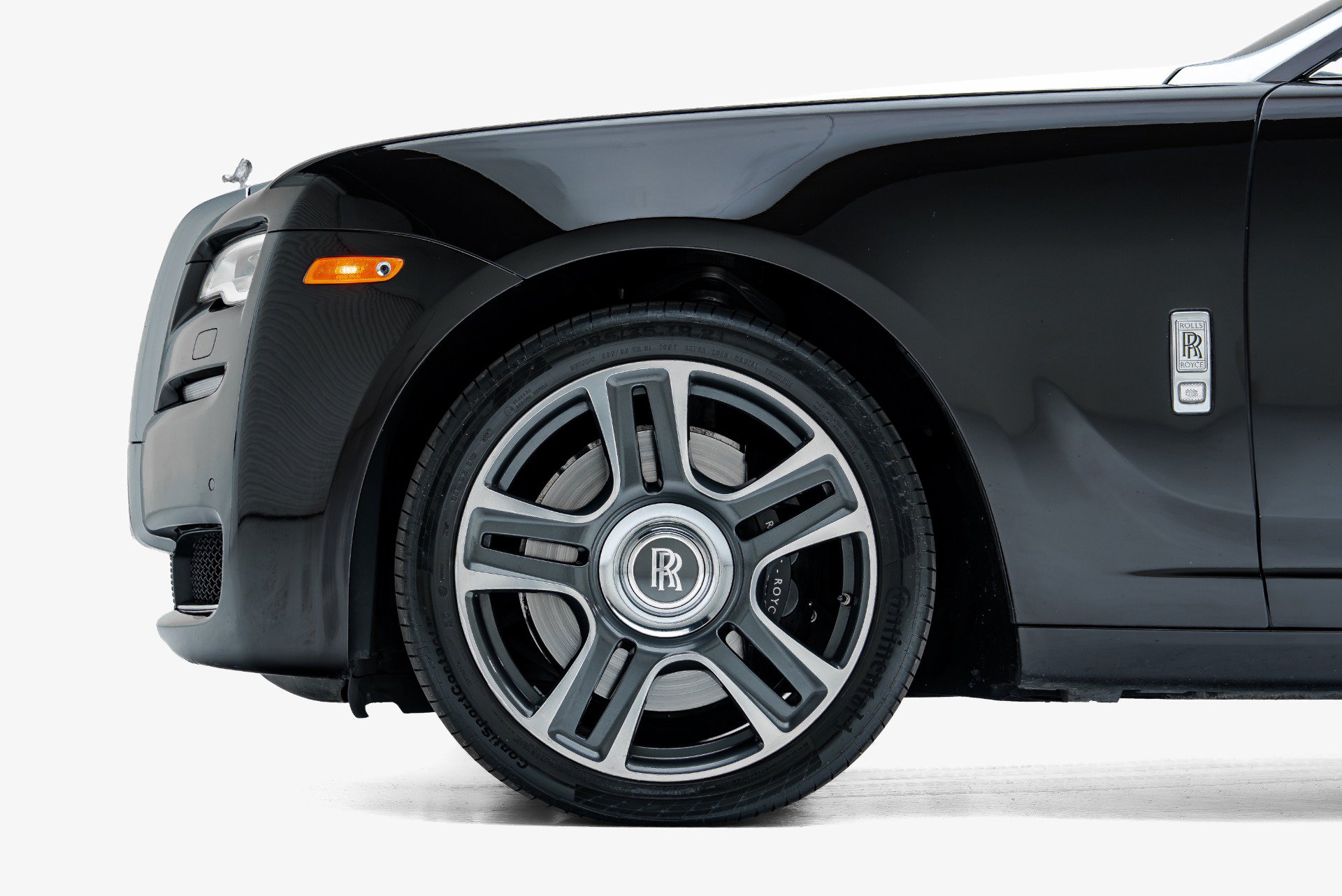Used 2016 Rolls-Royce Ghost RWD image 15