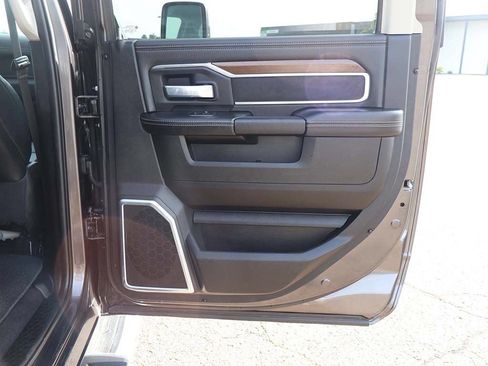 Used 2024 RAM 2500 Laramie AWD/4WD image 24