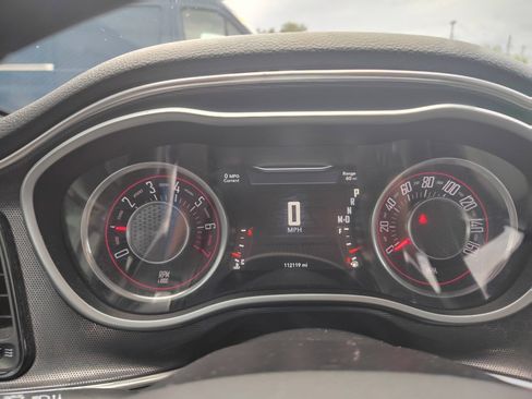 Used 2016 Dodge Challenger SXT Plus image 12