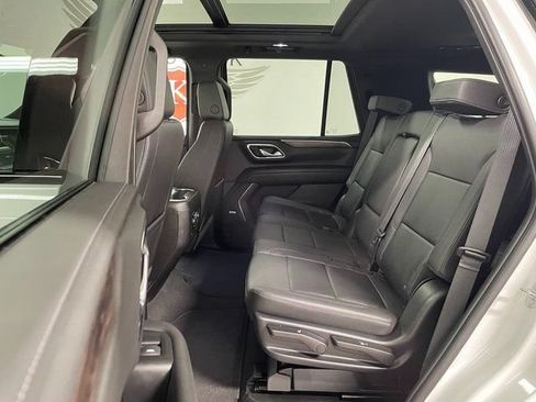 Used 2023 Chevrolet Tahoe Z71 w/ Luxury Package AWD/4WD image 24