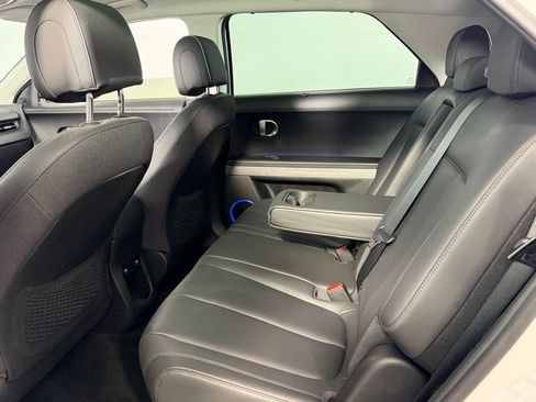 Used 2023 Hyundai Ioniq 5 Limited image 24