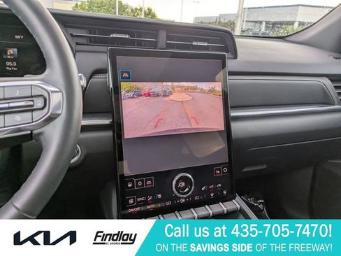Used 2025 GMC Terrain Elevation w/ Elevation Premium Package AWD/4WD image 25