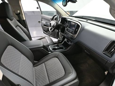 Used 2018 Chevrolet Colorado Z71 AWD/4WD image 42