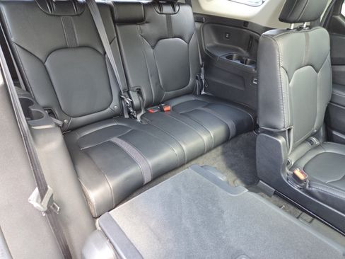Certified 2024 Honda Pilot Touring image 29