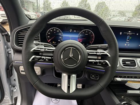New 2026 Mercedes-Benz GLS 450 4MATIC image 17