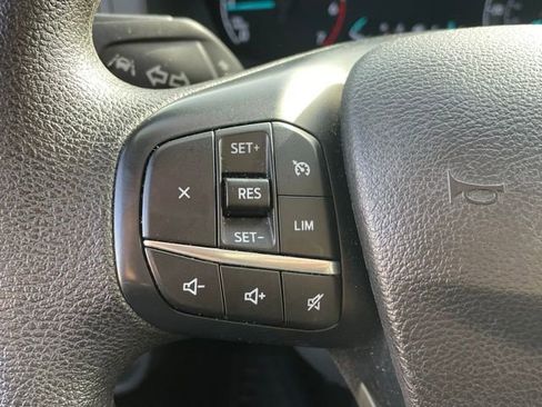 Used 2023 Ford Transit 350 XLT image 22