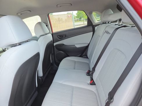 Used 2022 Hyundai Kona SEL AWD/4WD image 23