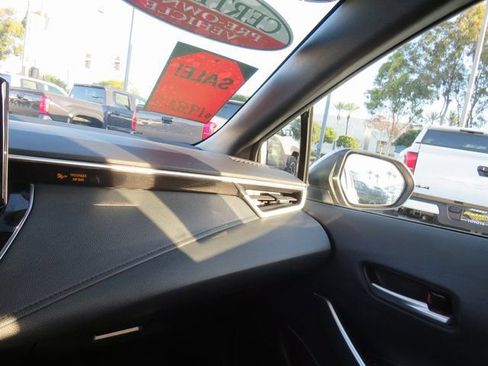 Used 2022 Toyota Corolla SE image 27