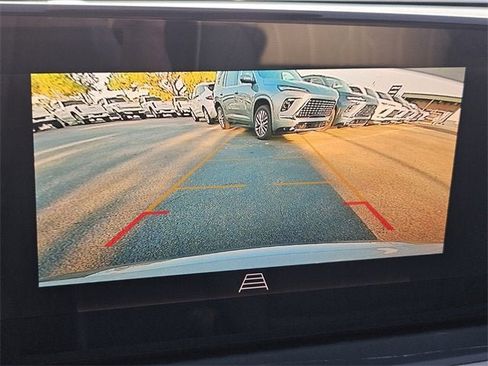 New 2025 Buick Envista Avenir image 21