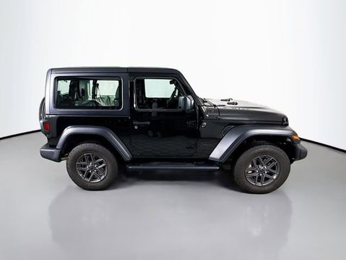 Used 2024 Jeep Wrangler Sport S image 8