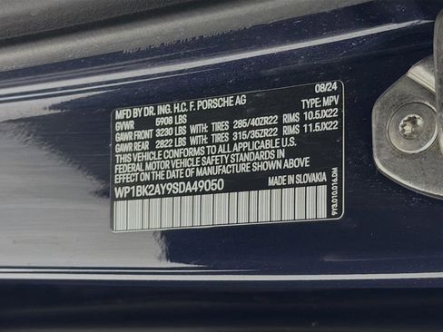 Certified 2025 Porsche Cayenne Turbo GT image 38