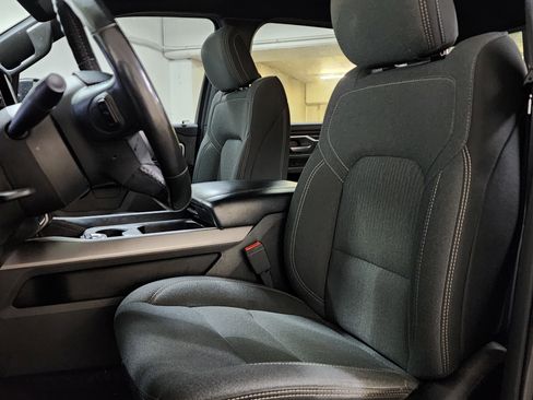 Used 2019 RAM 1500 Big Horn image 12