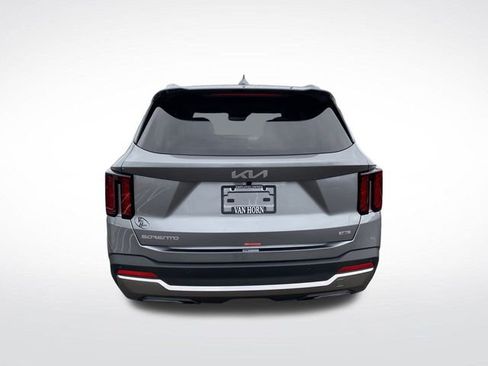 New 2025 Kia Sorento EX image 15