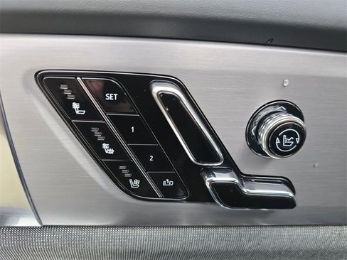 New 2026 Cadillac Vistiq Premium Luxury image 27