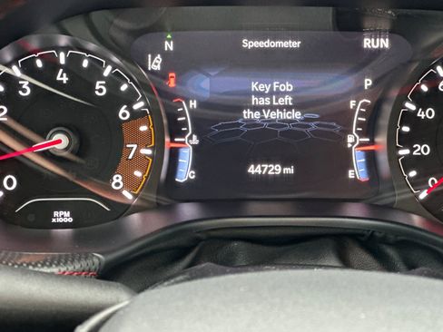 Used 2024 Jeep Compass Trailhawk image 29