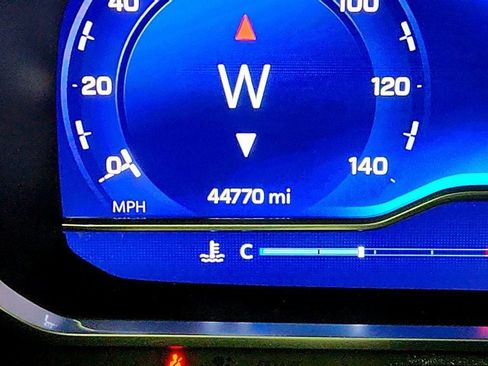 Used 2023 Chevrolet Tahoe RST image 15