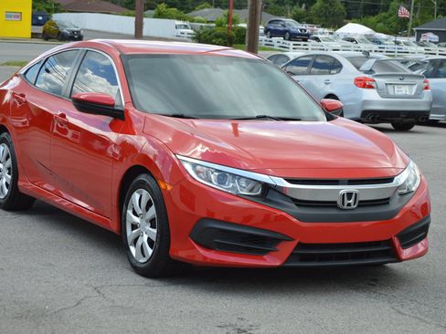 Used 2016 Honda Civic LX image 2