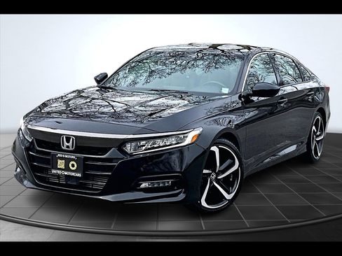 Used 2018 Honda Accord Sport image 1