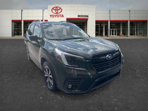 Used 2024 Subaru Forester Limited AWD/4WD image 3