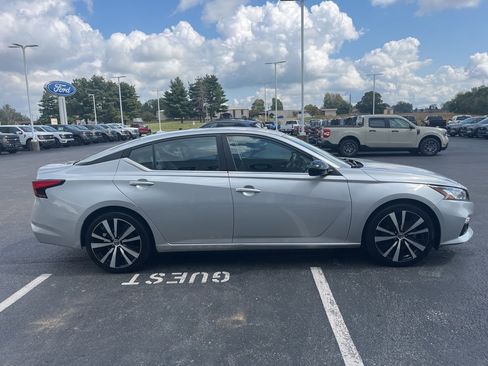 Used 2020 Nissan Altima 2.5 SR image 6