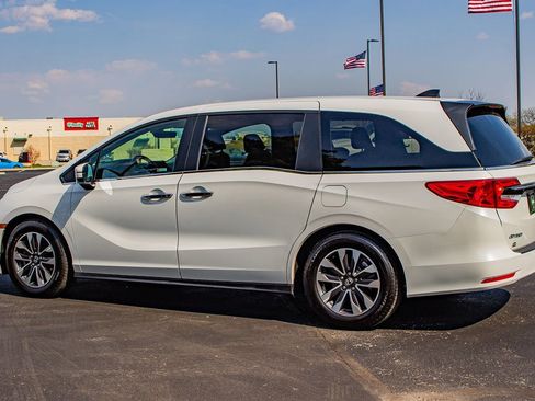 Used 2021 Honda Odyssey EX-L image 6