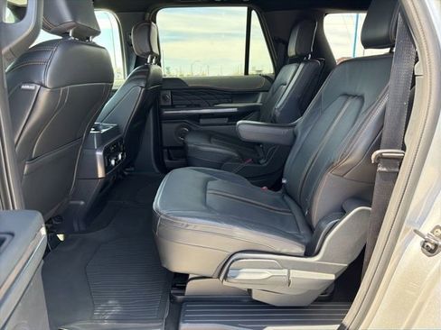 Used 2023 Ford Expedition Max Platinum image 17