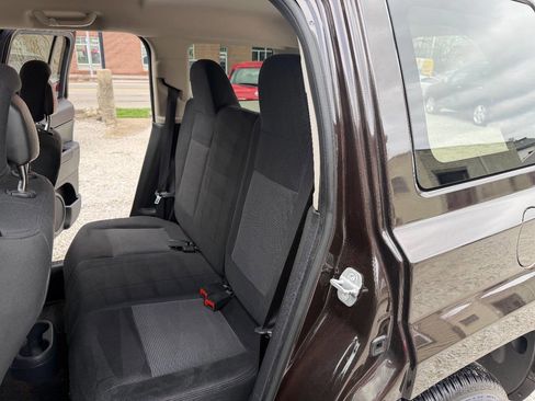 Used 2014 Jeep Patriot Latitude image 15