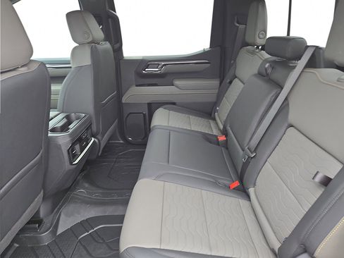 New 2026 Chevrolet Silverado 1500 ZR2 image 14