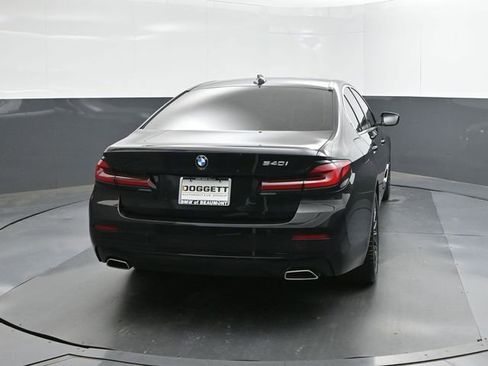 Used 2022 BMW 540i w/ Premium Package image 5