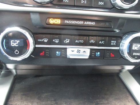 Used 2022 Ford F350 Lariat w/ Lariat Ultimate Package image 30