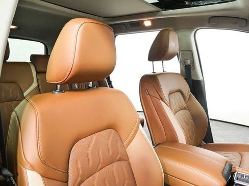 Used 2026 Nissan Pathfinder Platinum w/ Cargo Package FWD image 32